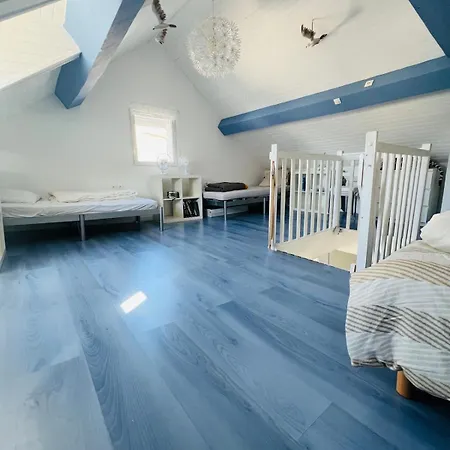 Holiday home Petite Maison De Pecheur La Chandaste
