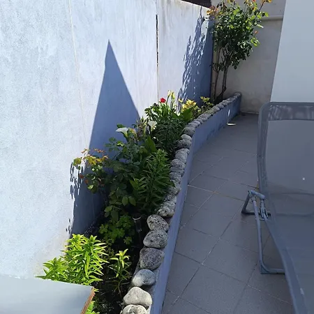 Petite Maison De Pecheur La Chandaste Holiday home