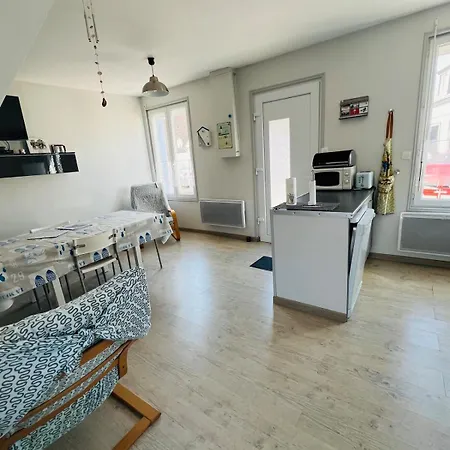 Petite Maison De Pecheur La Chandaste Holiday home